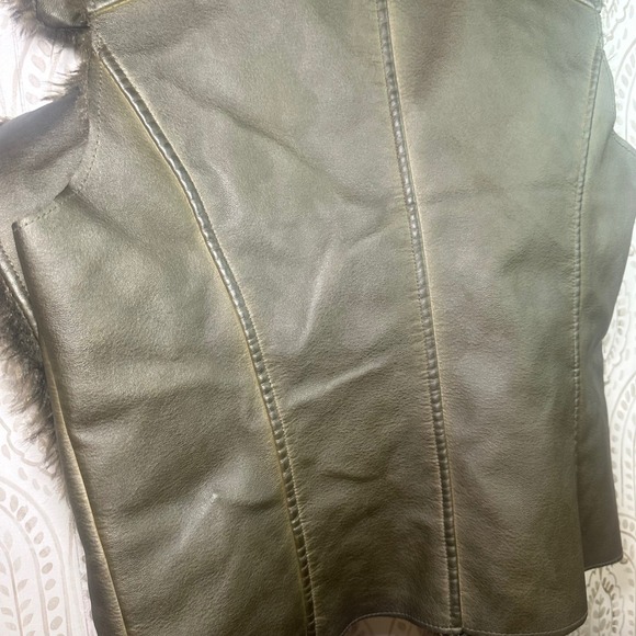 Maurices Womens Olive Faux Leather Fur Lined Moto Vest Size L - Picture 5 of 12